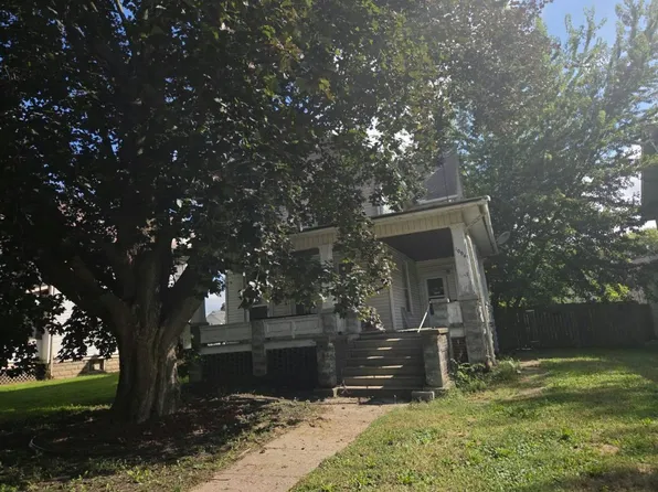 1004 2nd Ave, Sterling, IL 61081