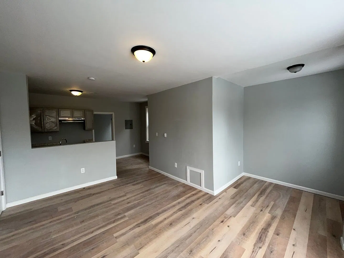 Open House Schedule Mon 10.20.25 @ 10:00am, Wed 10.22.25 @ 10:00am and Fri 10.24.25 @ 10:00am — Photo 2