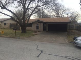 5640 Macneill Dr, Haltom City, TX 76148