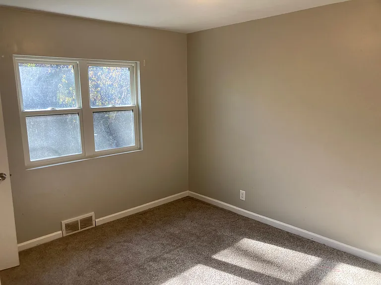 6021 Birch St — Photo 3