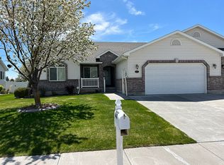 335 Autumnwood Dr, Rigby, ID 83442