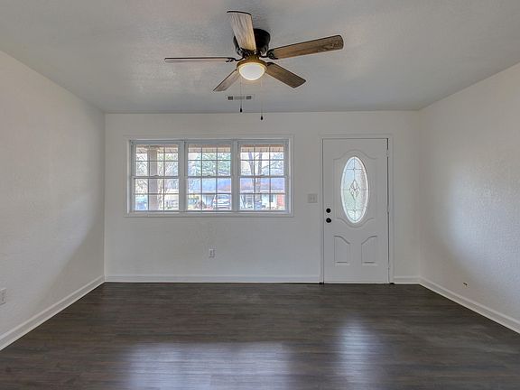 5th image of 501 Joyce St