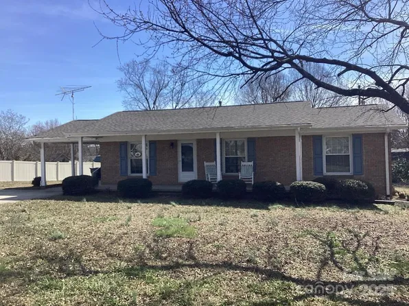 2883 Westfield Ave NW, Concord, NC 28027