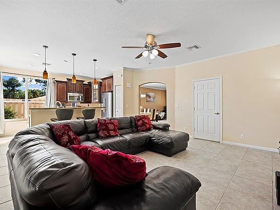 3rd image of 4168 Lake Tahoe Cir