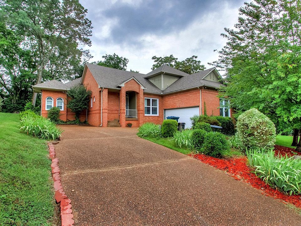 1st image of 7016 Poplar Creek Trce