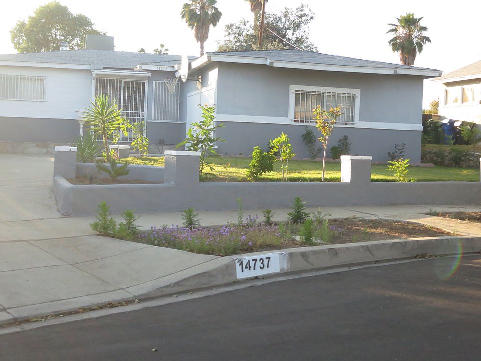1st image of 14737 Vintage St