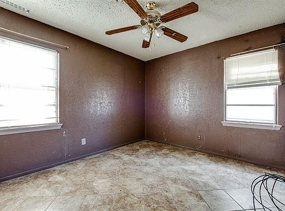 4th image of 109 Dallas Dr
