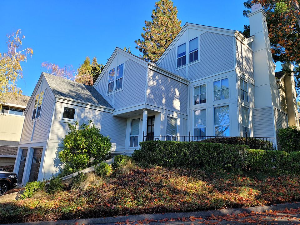 1st image of 10015 Brentwood Cir
