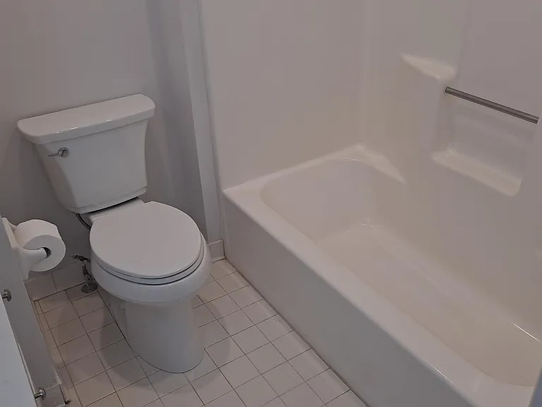 7404 Saint Charles Sq — Photo 17