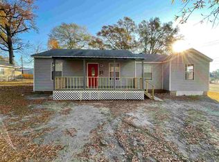 4002 Magnolia St, Texarkana, TX 75503
