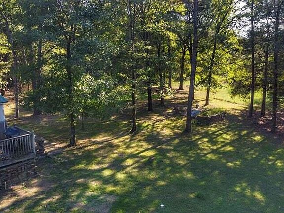 5th image of 419 Pinewood Cir S
