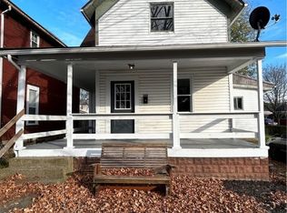 505 S College St, Newcomerstown, OH