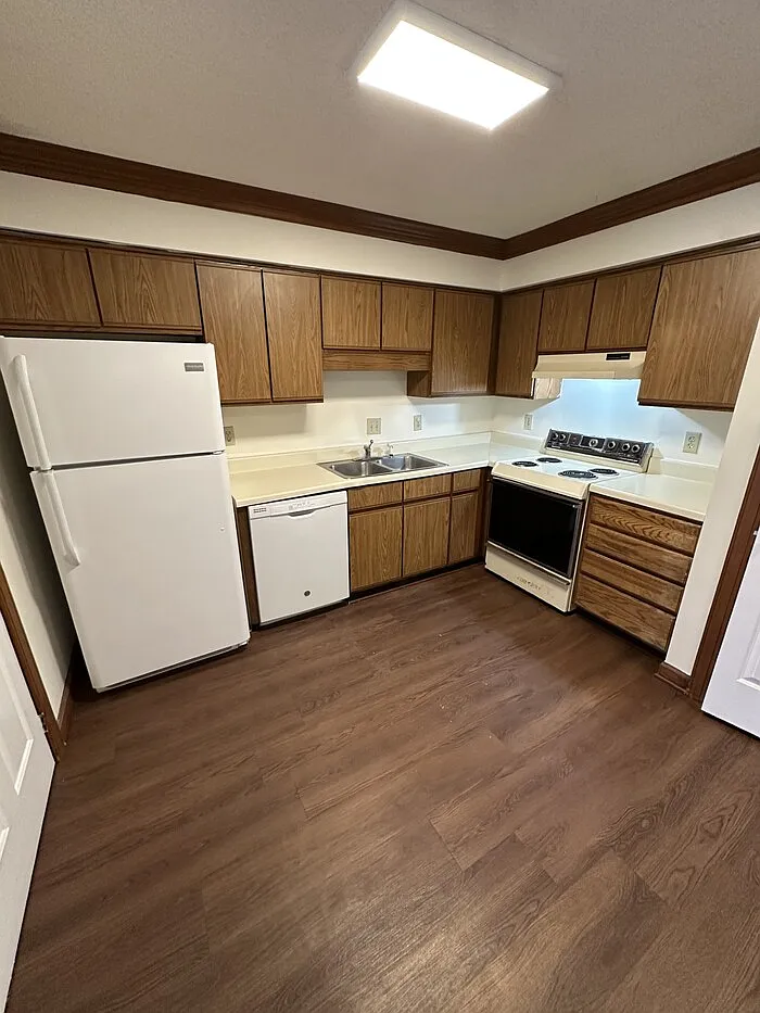 2 bed, 2.0 bath, 960 sqft, $1,295 — Photo 4