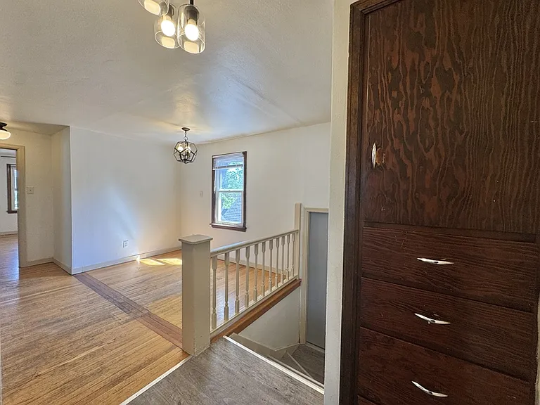 300 S Maple Ave #302 — Photo 11