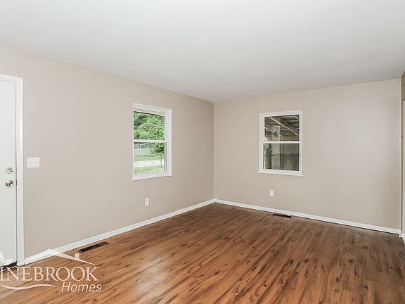 4th image of 1819 Mistyhill Dr
