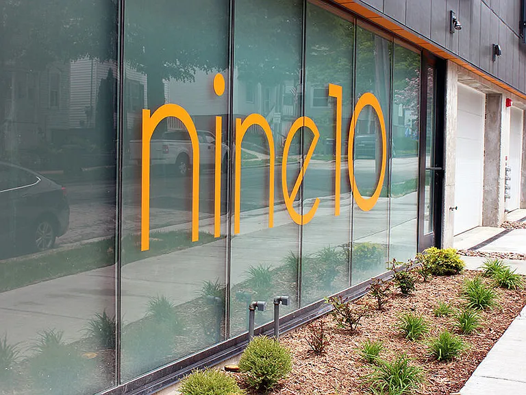 Nine10@Land Place — Photo 1