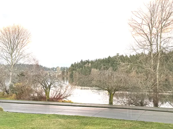 5041 Lake Washington Blvd S, Seattle, WA 98118