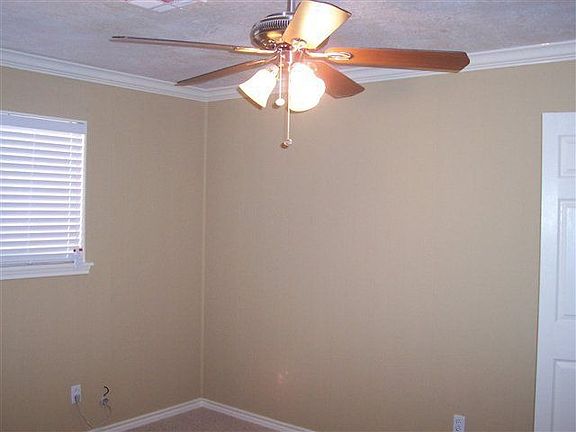 3rd image of 3420 S Major Dr