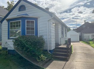 1811 Clayton Ave, Racine, WI 53404