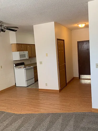 Floor plan 211