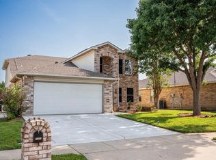 2304 Red Oak Dr, Little Elm, TX 75068