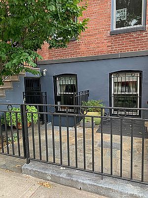 1st image of 475 Sackett St #1