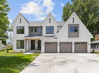 6100 Abbott Ave S, Edina, MN 55410