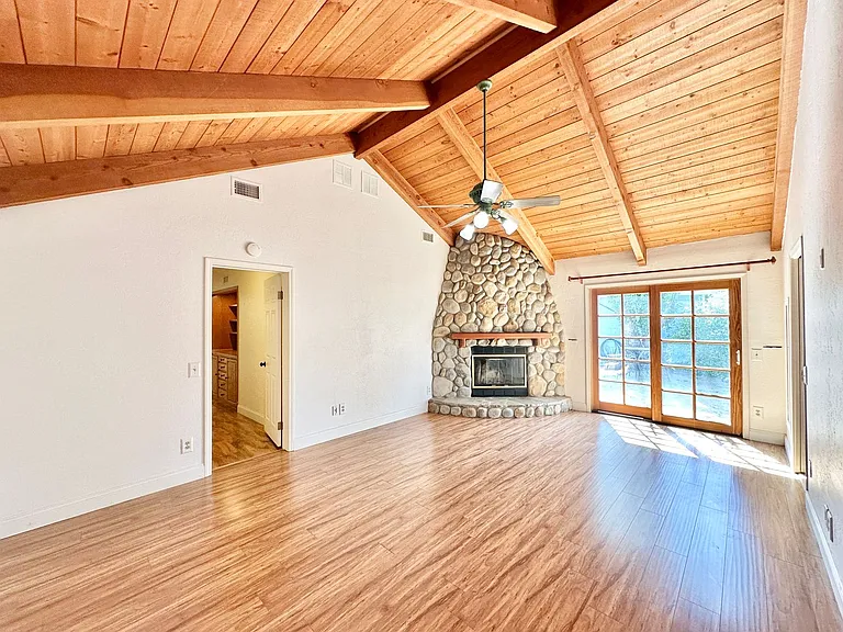 2573 Gum Tree Ln — Photo 47