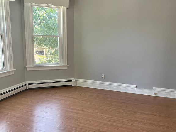Dining Room/Alternative Room