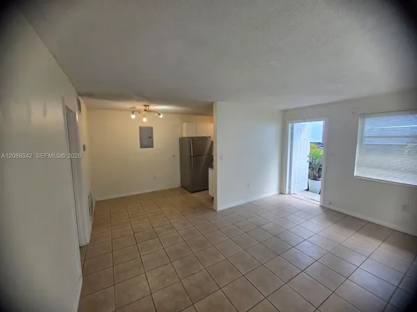 1530 NE 110th St Unit 1530, Miami, FL 33161