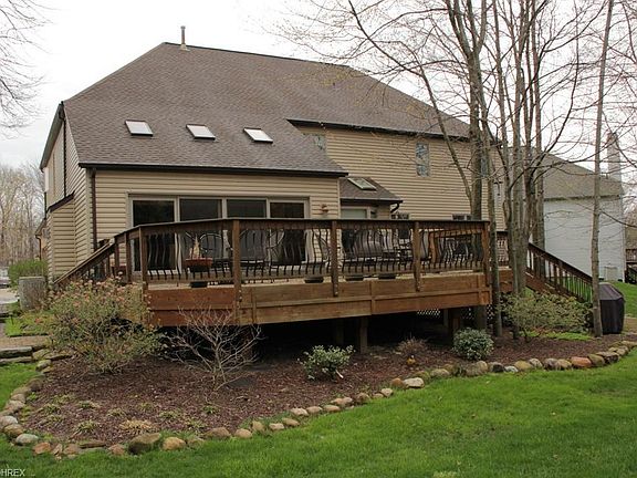 2nd image of 19250 Westfield Ln