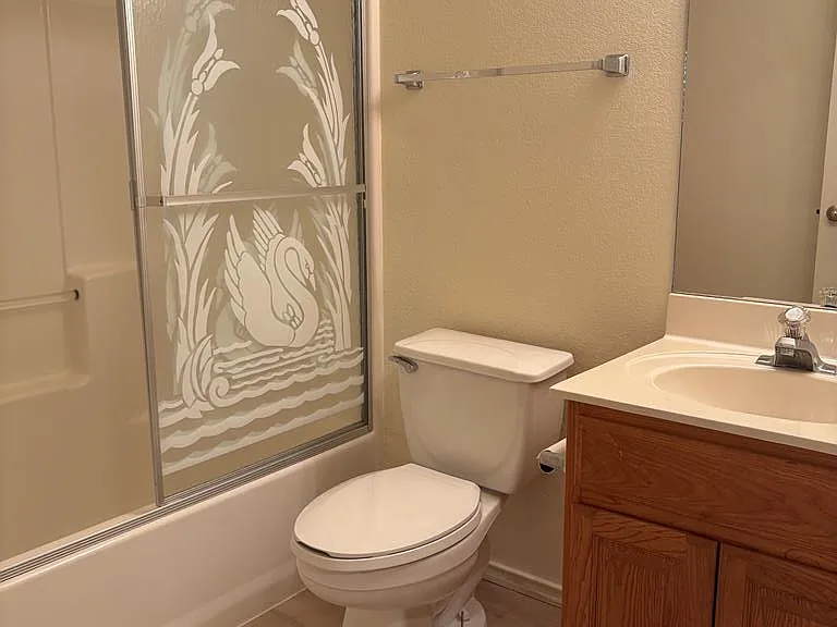 224 Coronado Cir — Photo 7