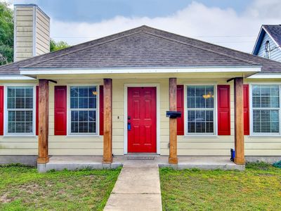 606 Anselmo St, Alice, TX, 78332