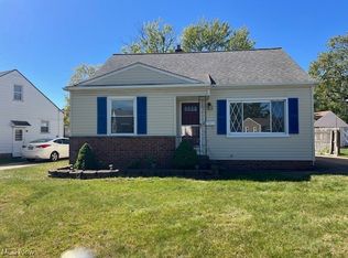 20750 Bowling Green Rd, Maple Heights, OH 44137