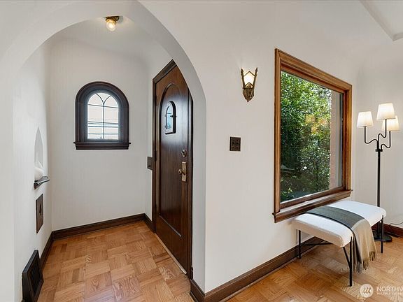 2nd image of 6517 Fremont Avenue N