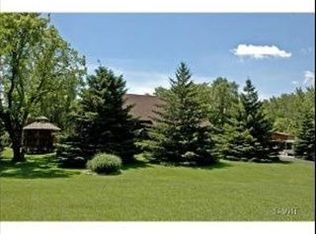 28233 W O'Kelly Ln, Ingleside, IL 60041