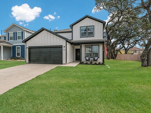 2nd image of 13027 Sendero Roble