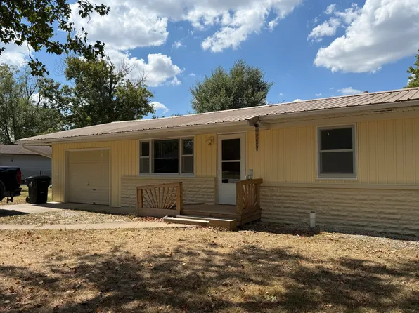 307 S Western Street, Marionville, MO 65705