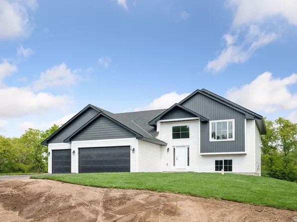79 Sims Rd NW, Oak Grove, MN 55011