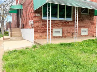 2135 Oakmont St, Philadelphia, PA 19152