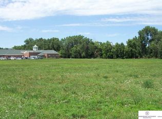 1111 Papillion Pkwy, Omaha, NE 68154