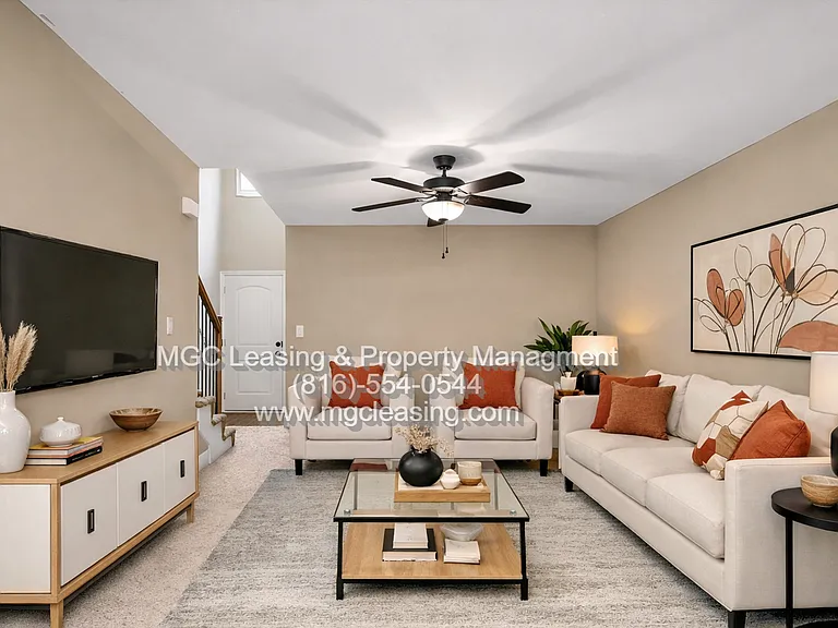 108-114 Barberry Ln — Photo 1