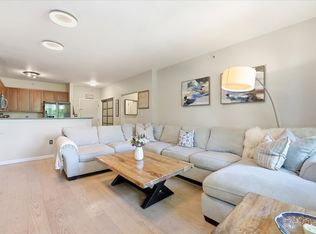 15 Freedom Way #208, Jersey City, NJ 07305