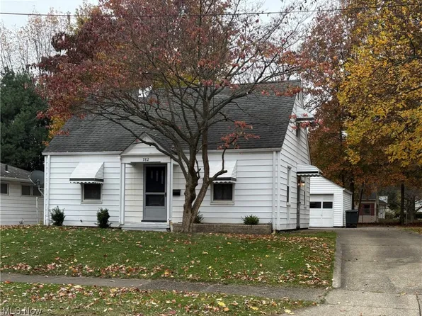782 Caddo Ave, Akron, OH 44305