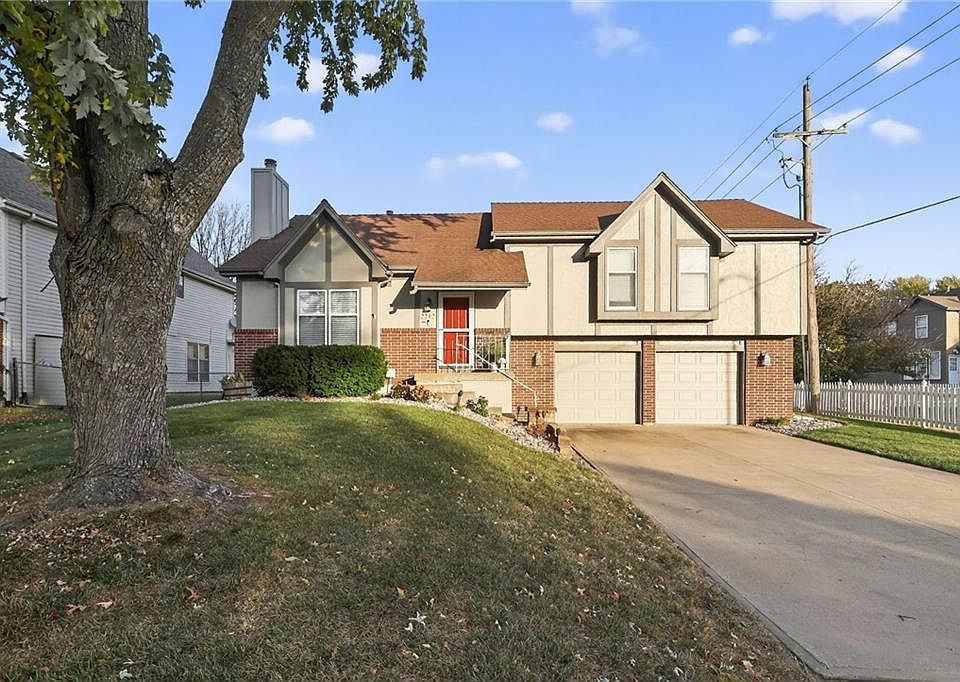 1st image of 2212 S Halley Ct