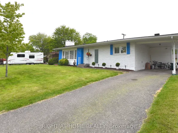 989 Goren Ave, Ottawa, ON K1G 2T8