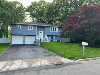 10 Maryanne Ave, Port Jefferson Station, NY, 11776