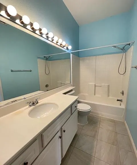 1004 N Turner Ave — Photo 15