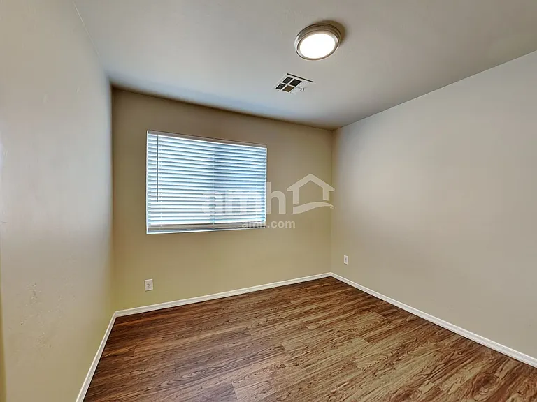 16660 W Cottonwood St — Photo 12