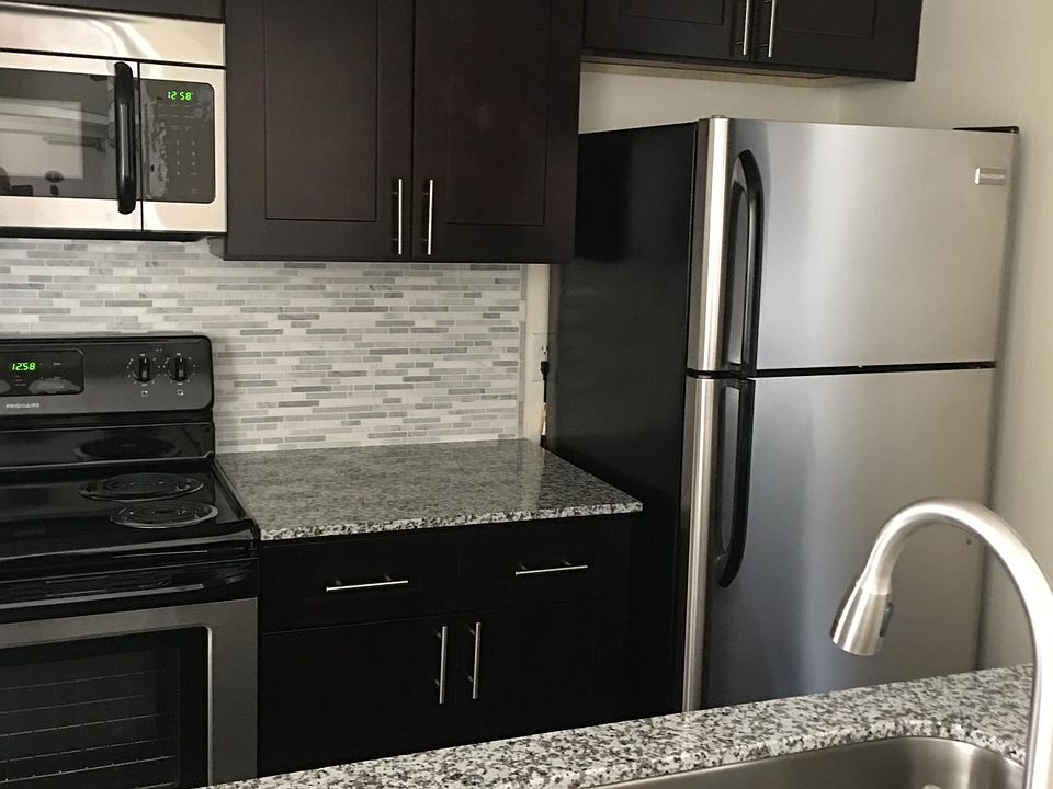 1st image of 5322 Camelot Dr #M